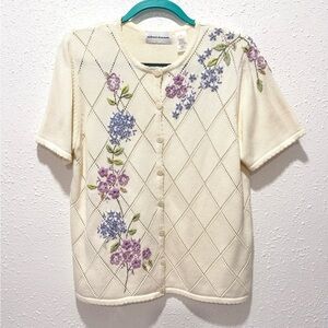 Alfred Dunner embroidered Cream Knit short sleeves Cardigan S